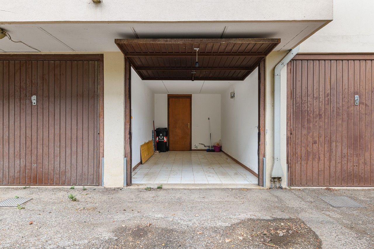 6141_Garage