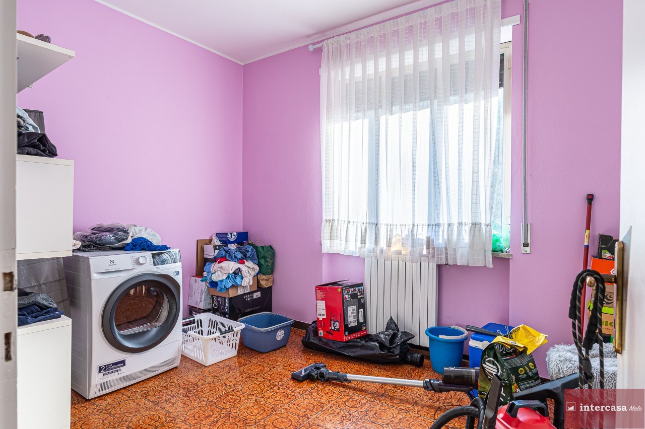 Camera_02