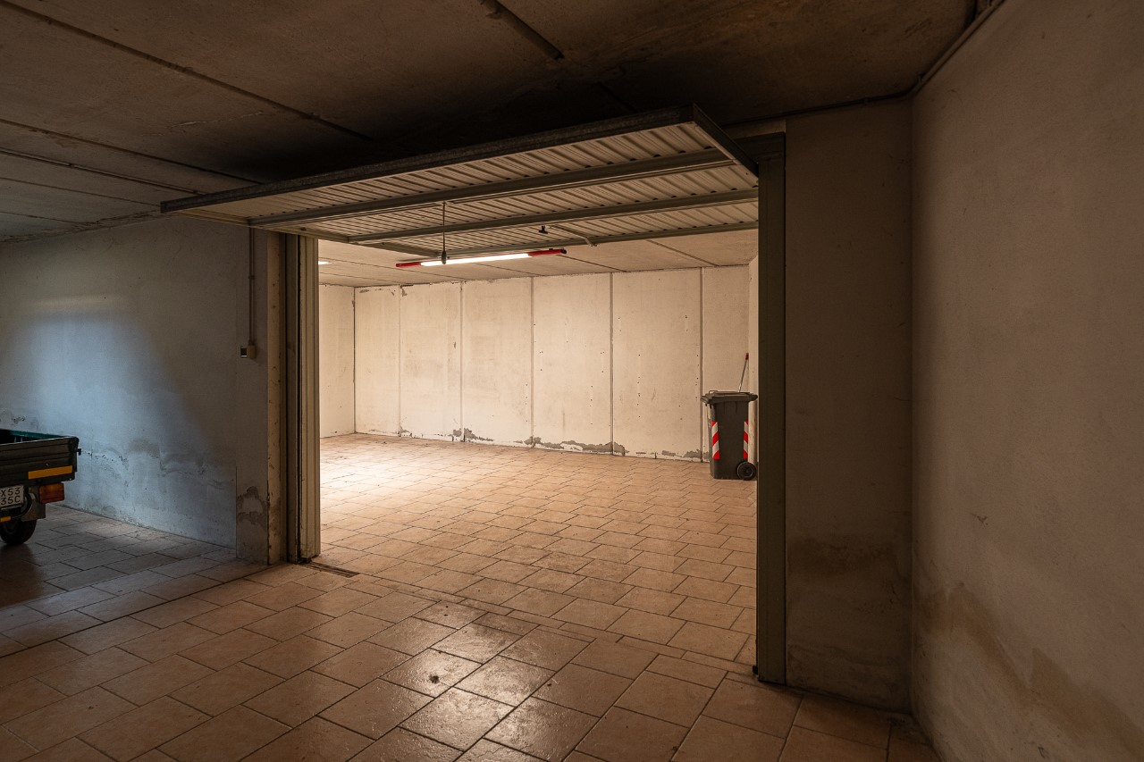 20869_Garage