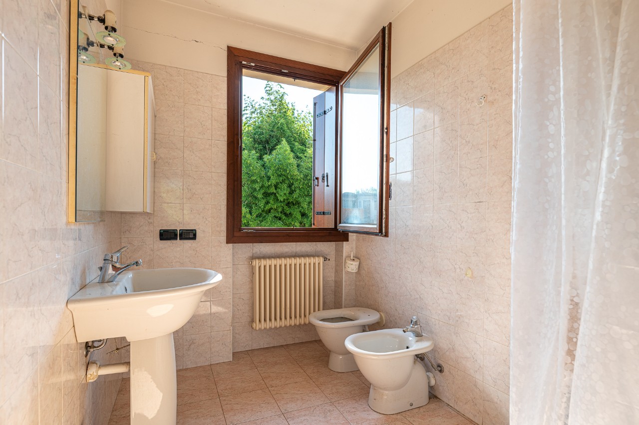 6068_Bagno