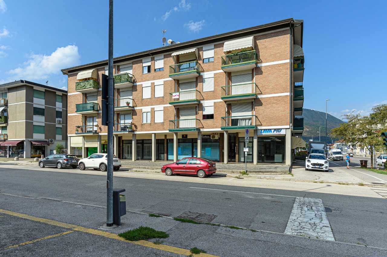 19836_Esterna_1