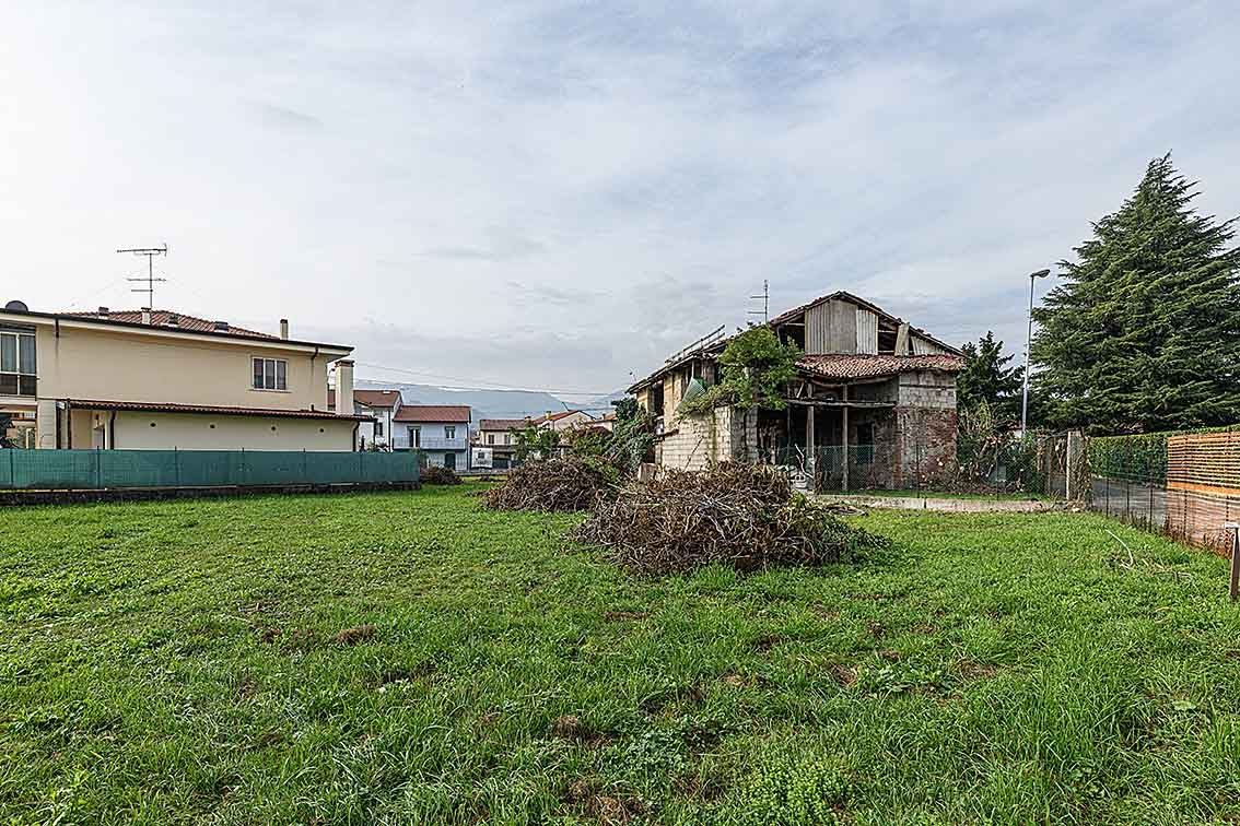 Rustico-Casolare-Cascina a Schio