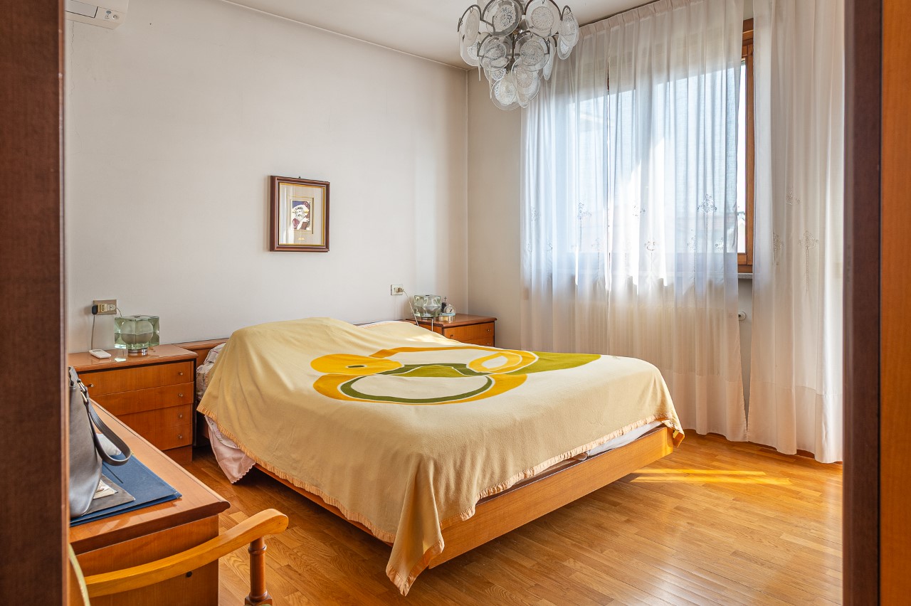 Schiera di testa a Schio