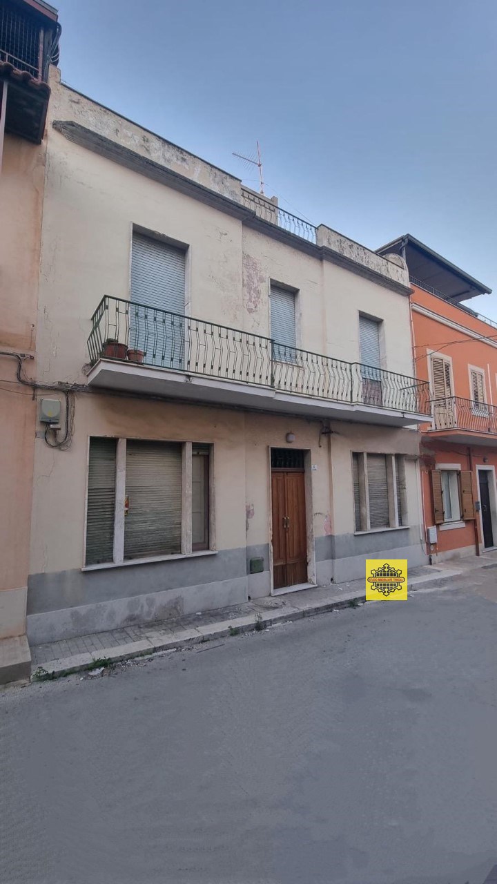 9d2c8f57-8c51-467f-8a1f-44114d8b1f1a