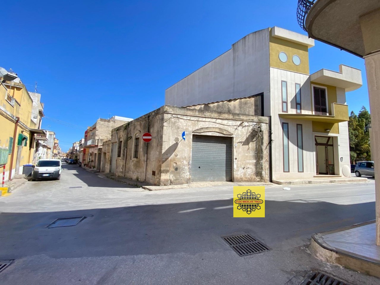 e7f689a7-7147-4172-bfa0-dff23939f078