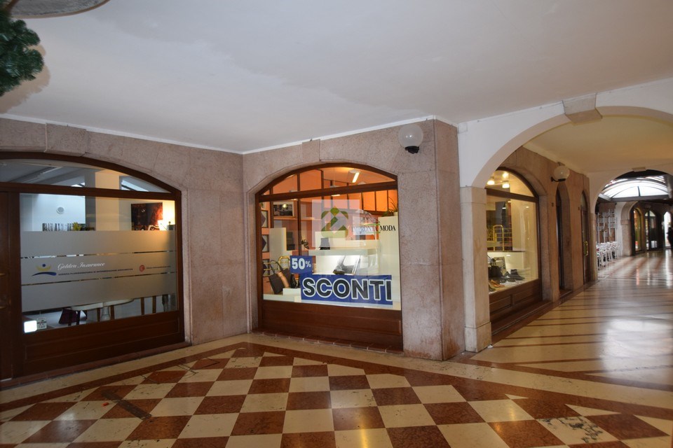 immagine annuncio 1 di 8