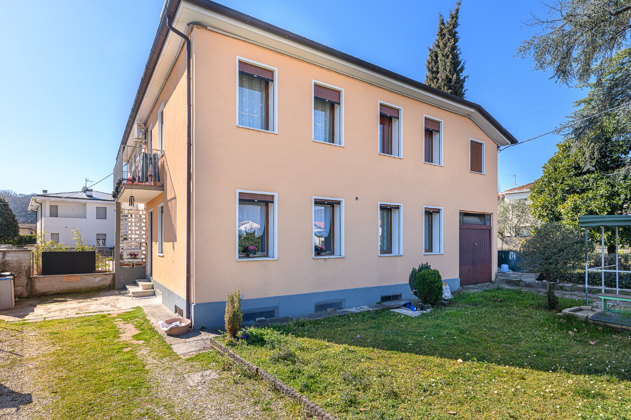 20705_Esterna_1