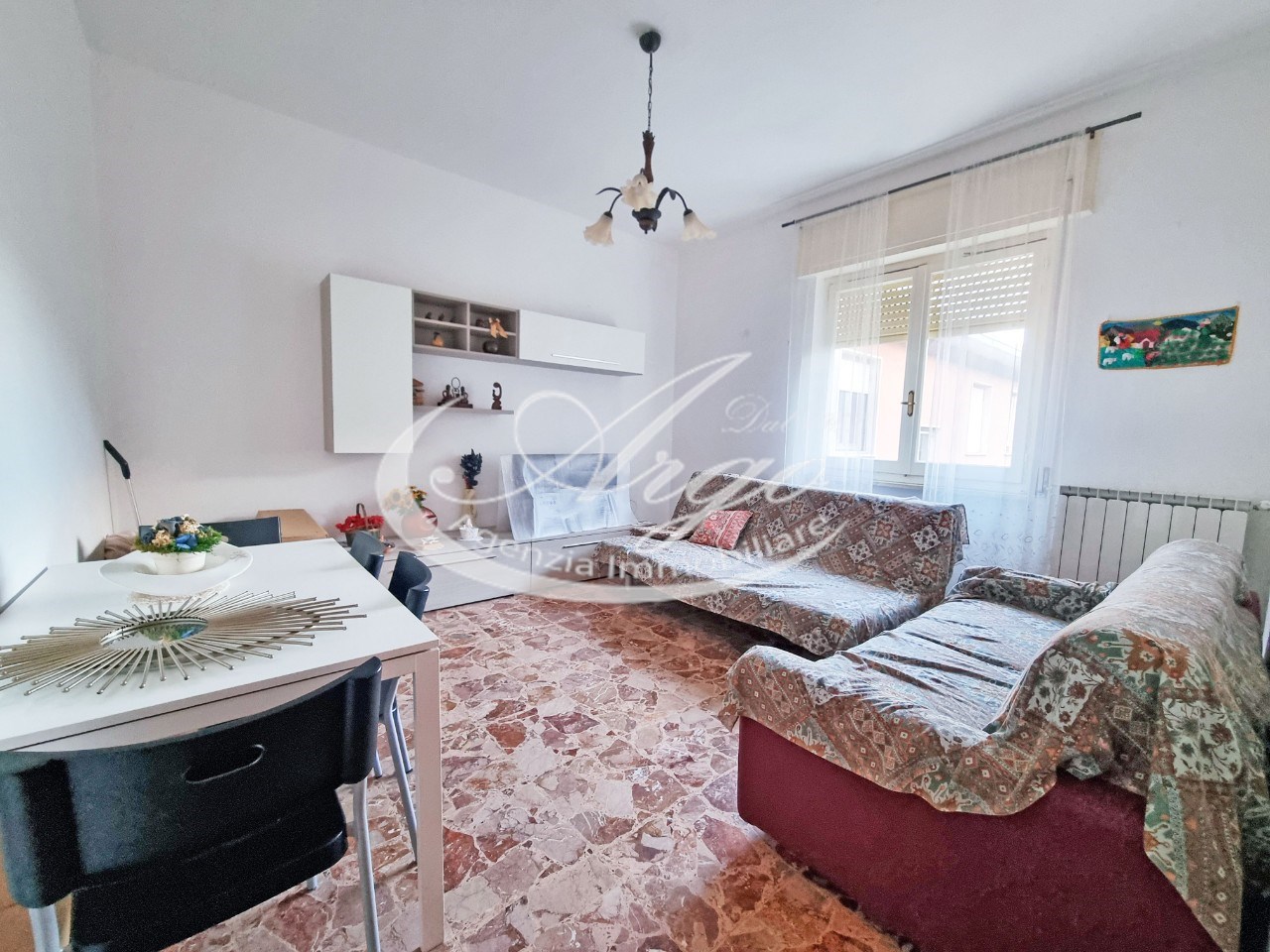 COD 1281 - Soggiorno (1)