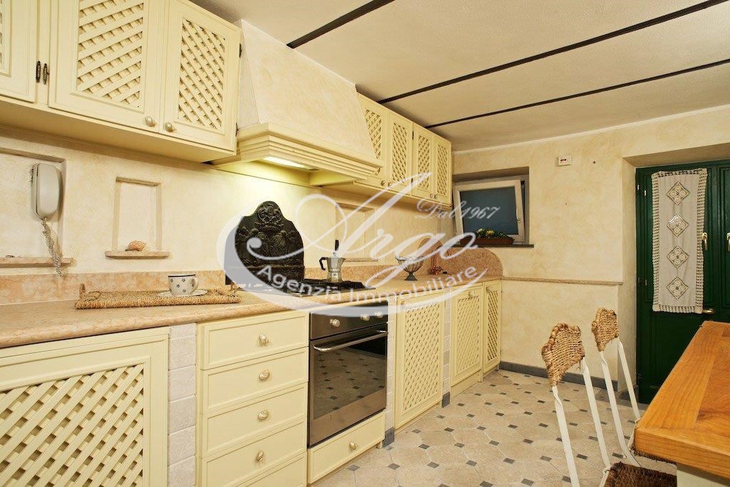 cod 488 - cucina e pranzo (1)