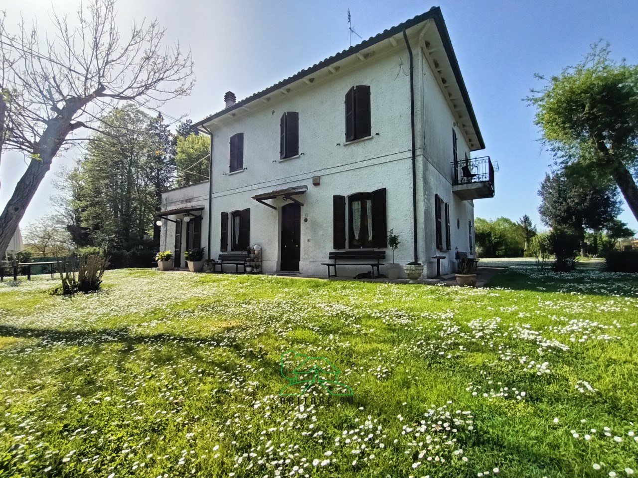 ESTERNO (6)