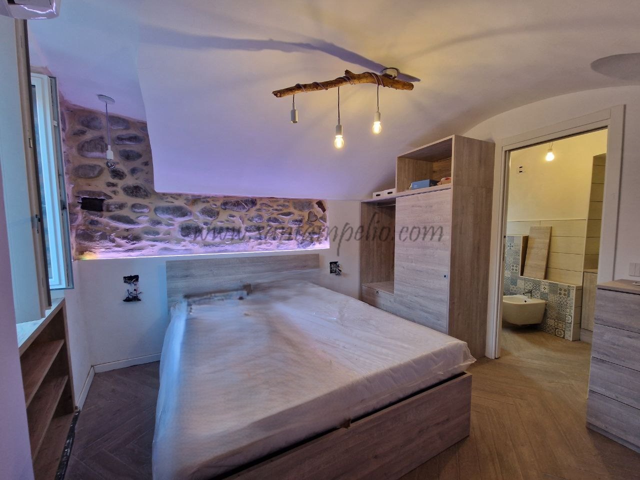 photo_6019547328961776632_y